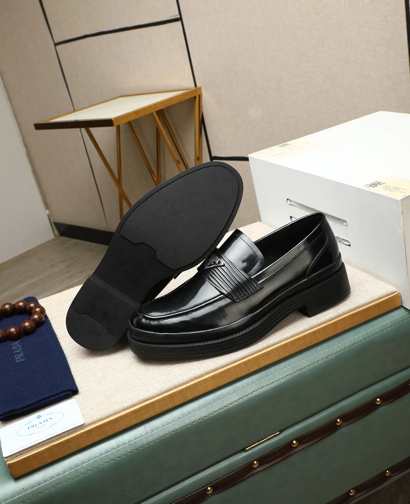 Men's men's shoes 💰540 (water-dyed cow leather) 📛📛PRADA high-end counter's latest formal business leather shoes 👔original and highest quality! Imported from Italy 🇮🇹 first-layer calfskin fabric ➕ cowhide lining Original outsole Formal size: 38➖44 (45 customized)